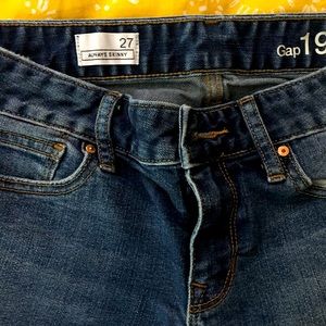 Gap jeans bootcut bought in new a free item w/ purchase